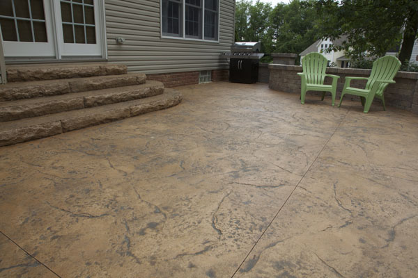 Mocha Tan Textured Concrete Patio and Steps